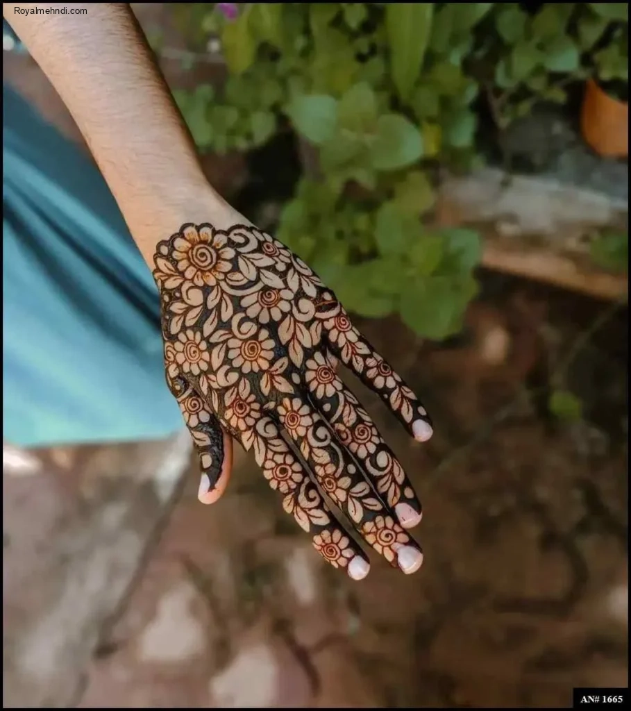 Stylish Mehndi Design
