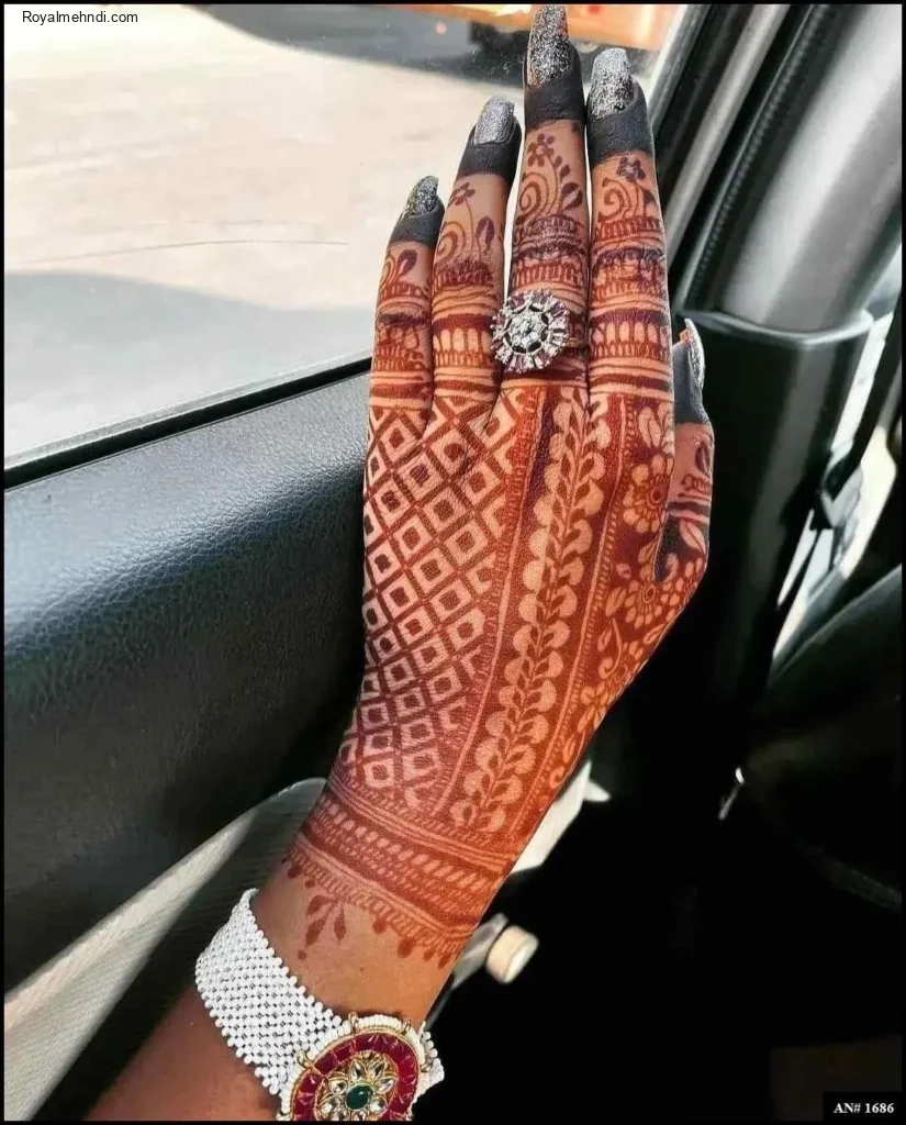 Stylish Mehndi Design