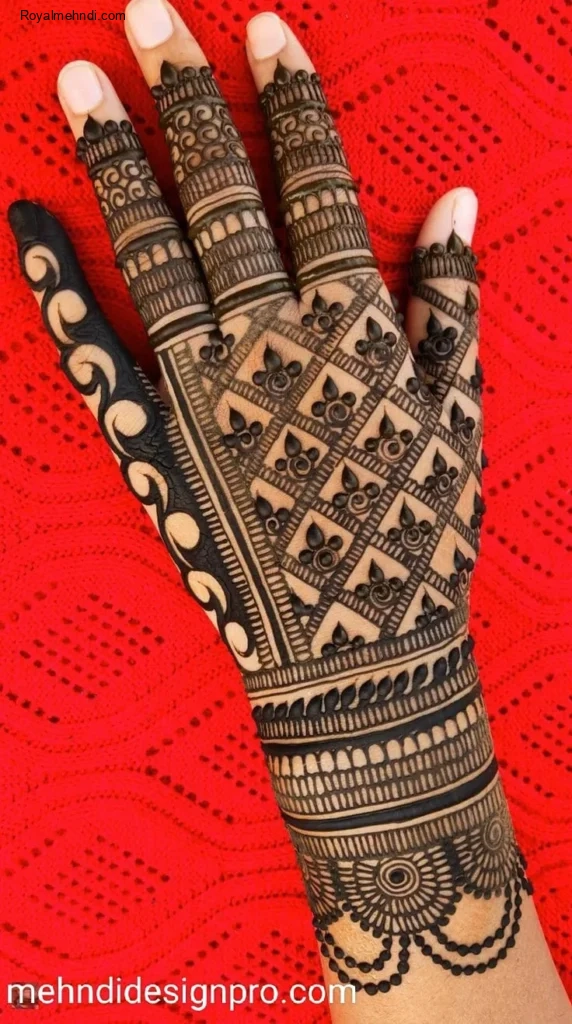 Stylish Mehndi Design