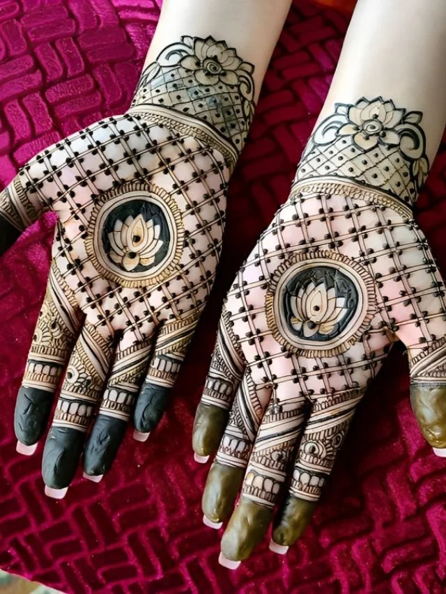 Stylish Mehndi Design