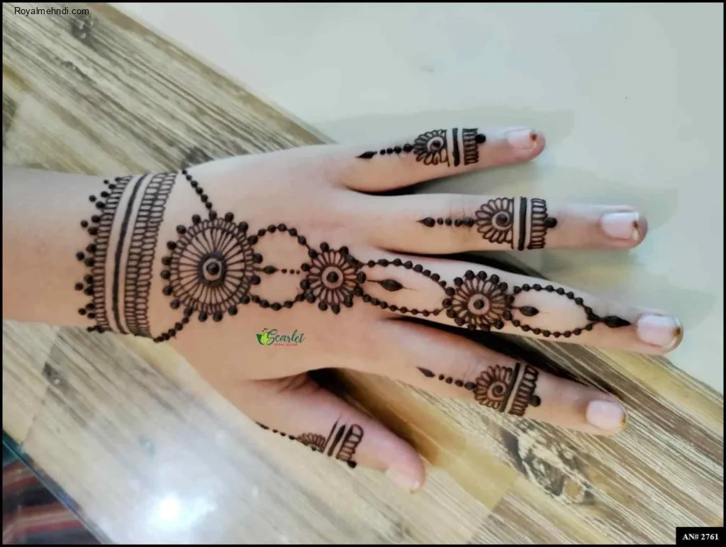 Stylish Mehndi Design