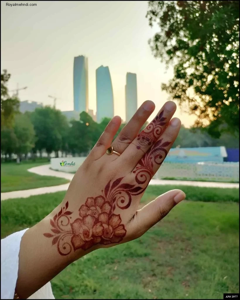 Stylish Mehndi Design