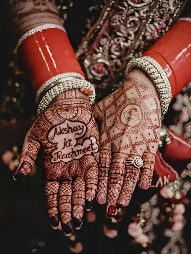 Stylish Mehndi Design