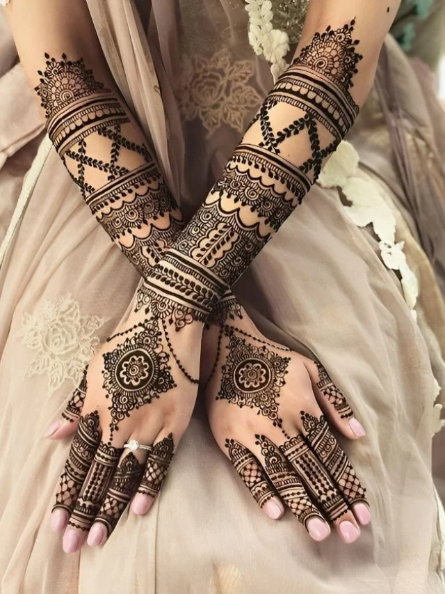 Stylish Mehndi Design