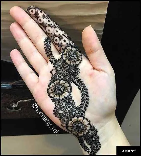 Stylish Mehndi Design