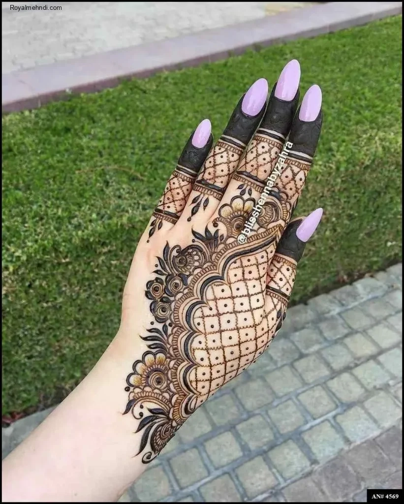 Stylish Mehndi Design