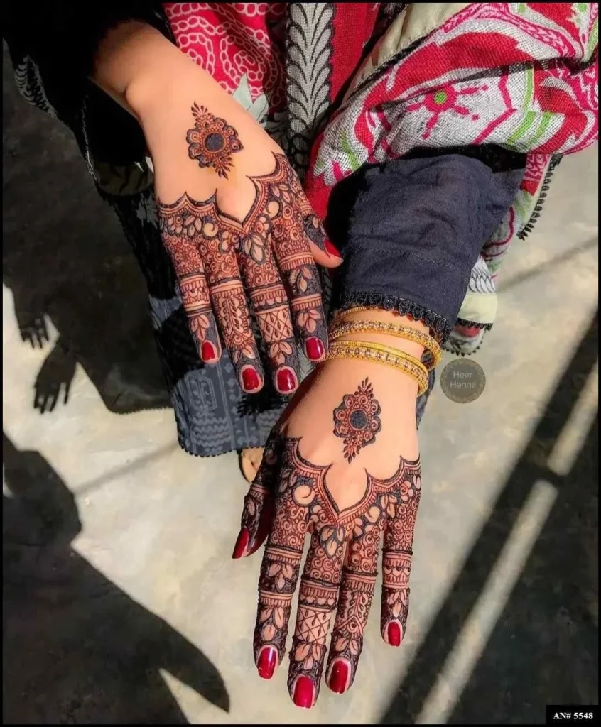 Stylish Mehndi Design