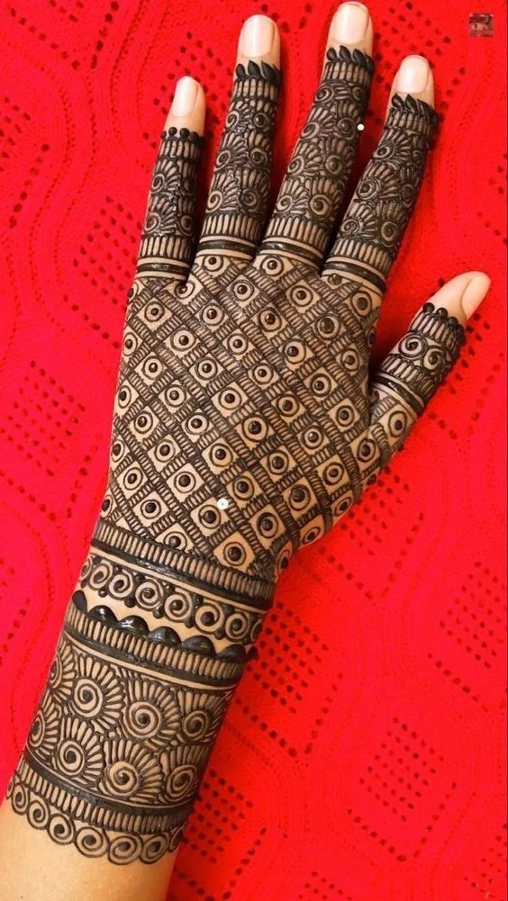 Stylish Mehndi Design