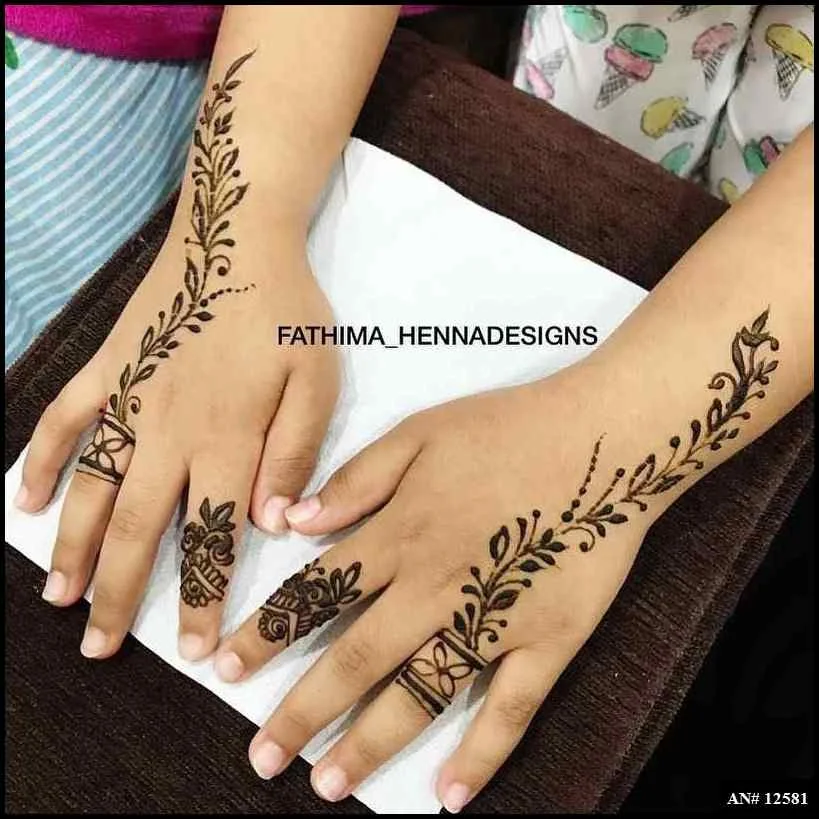 Stylish Mehndi Design