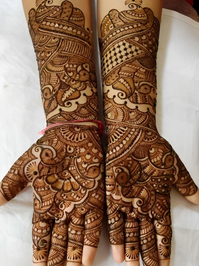 Stylish Mehndi Design
