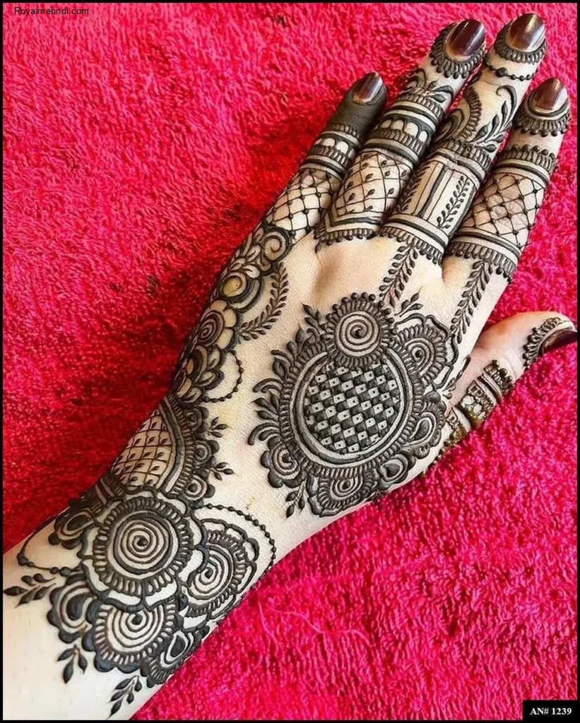 Stylish Mehndi Design