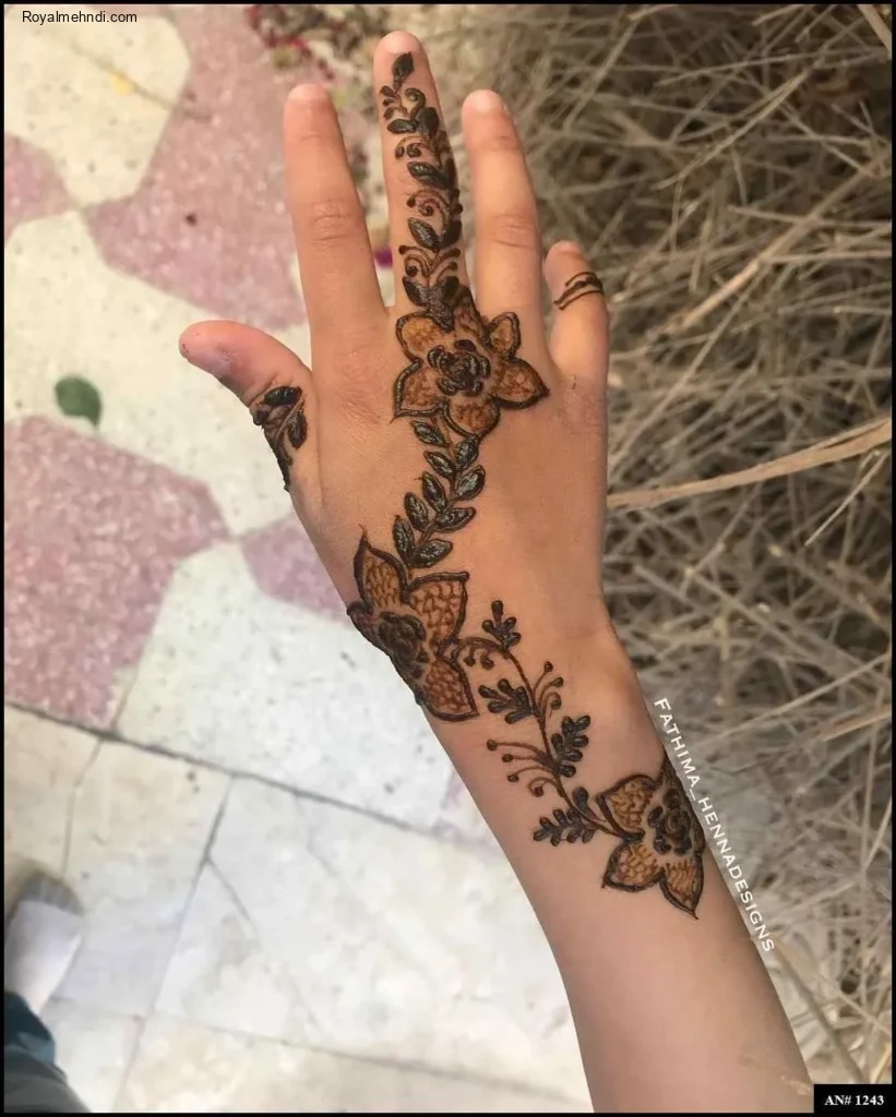 Stylish Mehndi Design