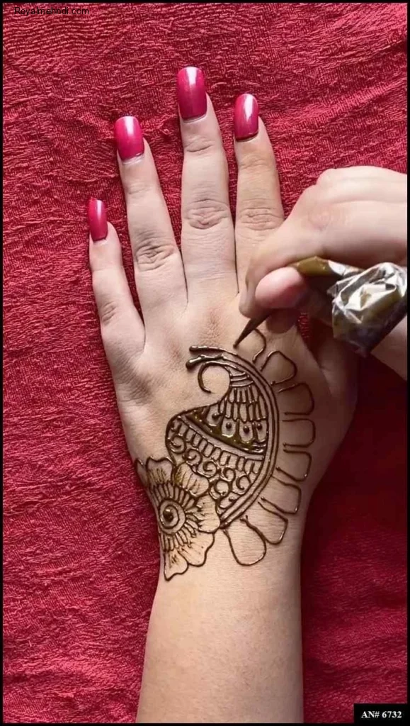 Stylish Mehndi Design