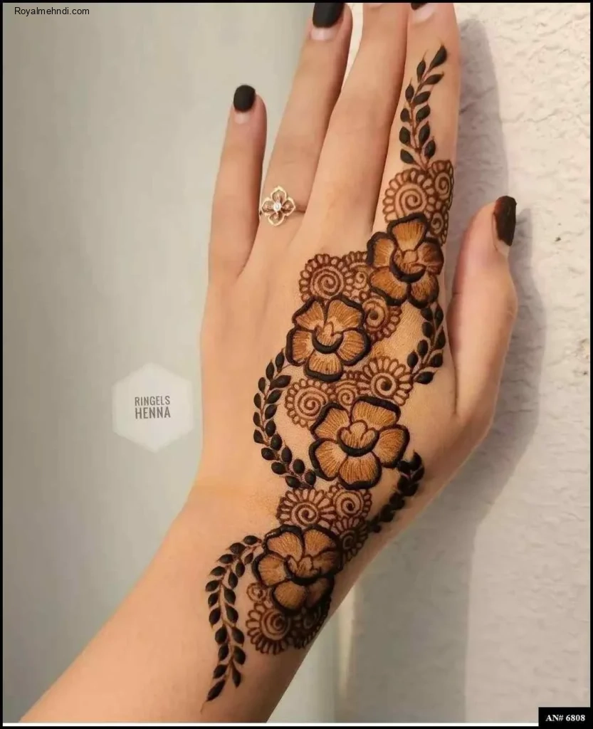 Stylish Mehndi Design