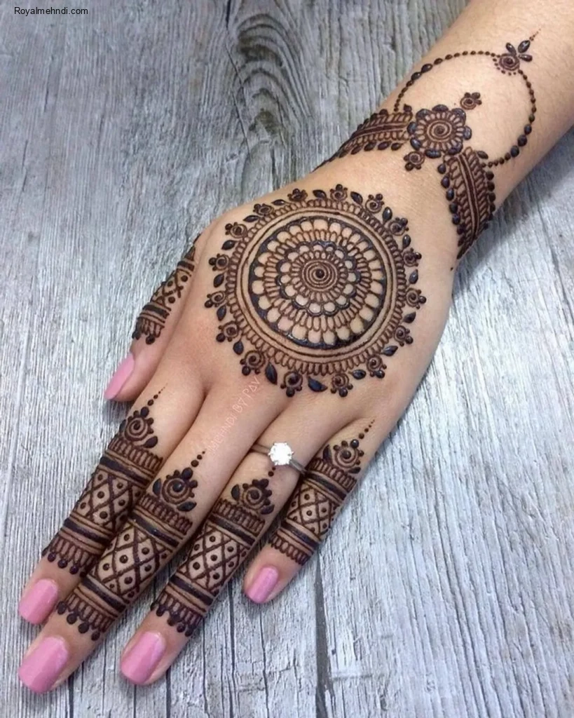 Stylish Mehndi Design