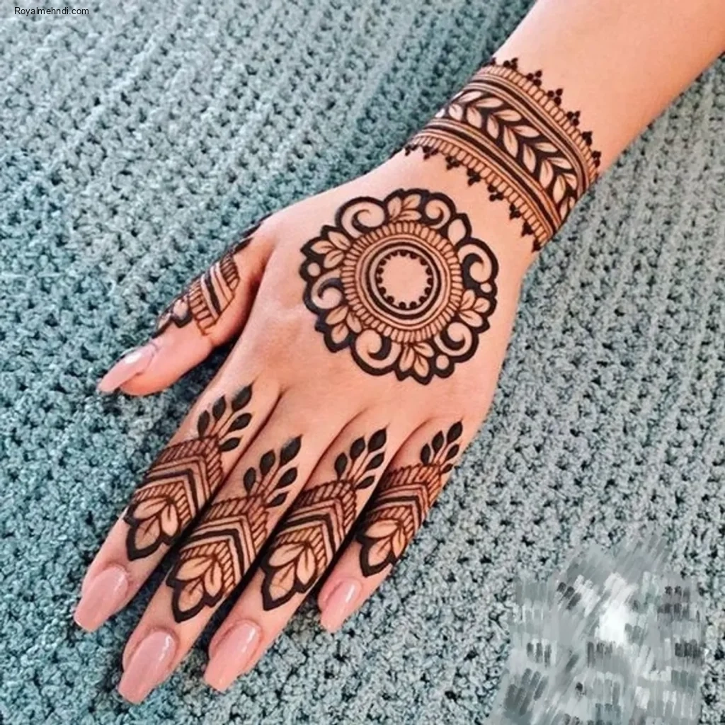 Stylish Mehndi Design