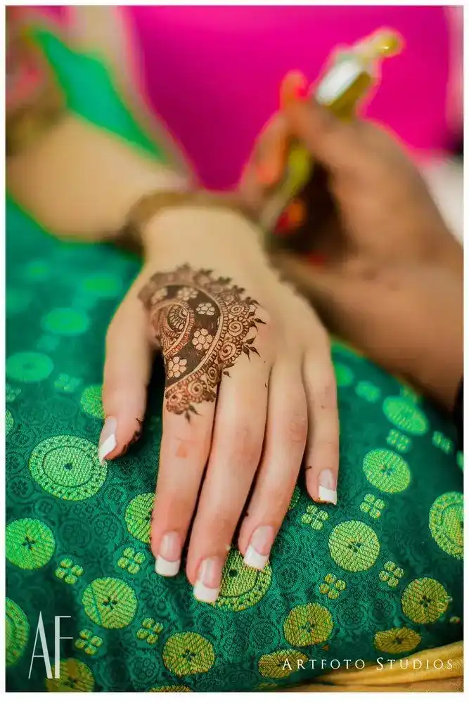 back side mehndi designs