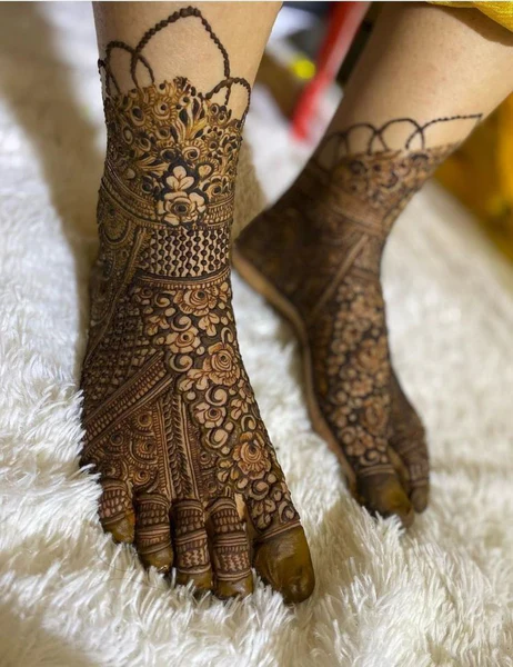 foot mehndi design