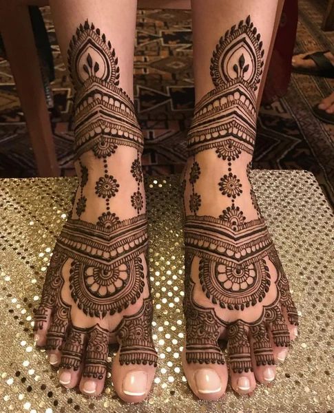foot mehndi design