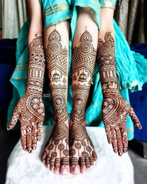 foot mehndi design