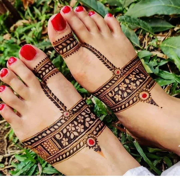 foot mehndi design