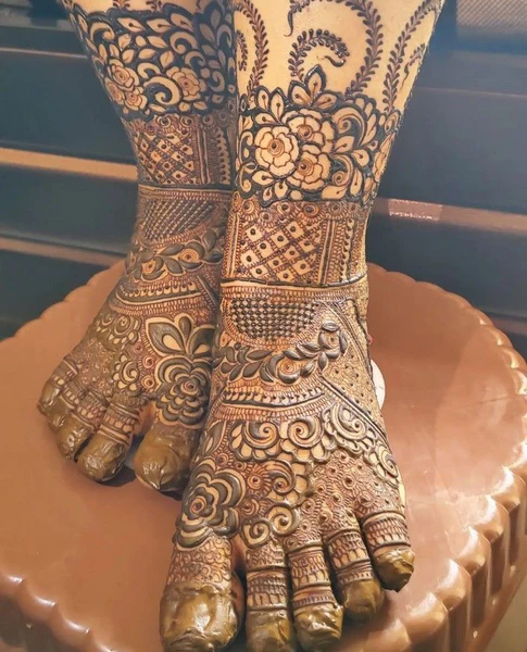 foot mehndi design