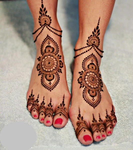 foot mehndi design