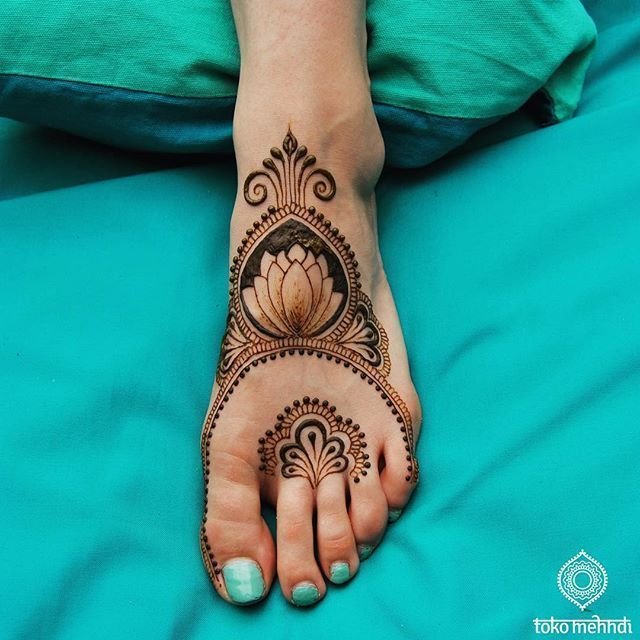 foot mehndi design