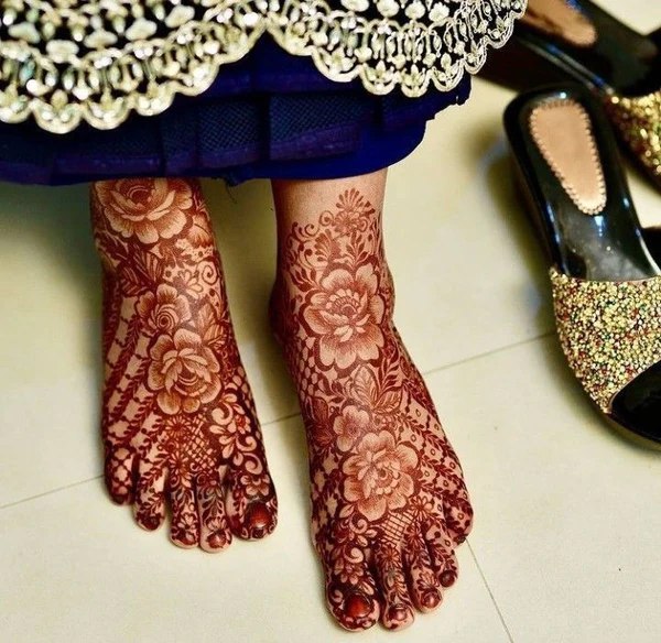 foot mehndi design
