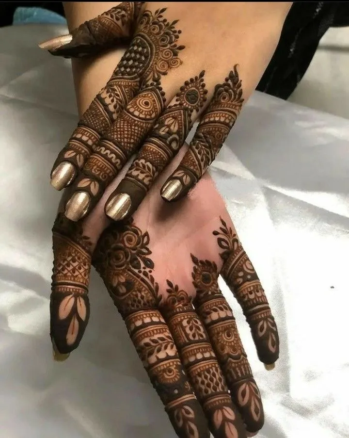 khafif mehndi designs