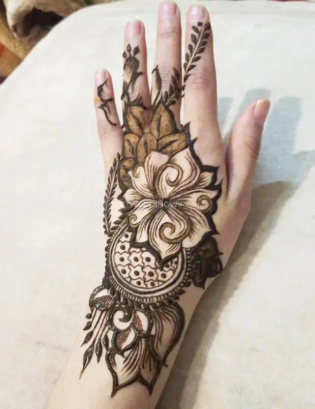 khafif mehndi designs