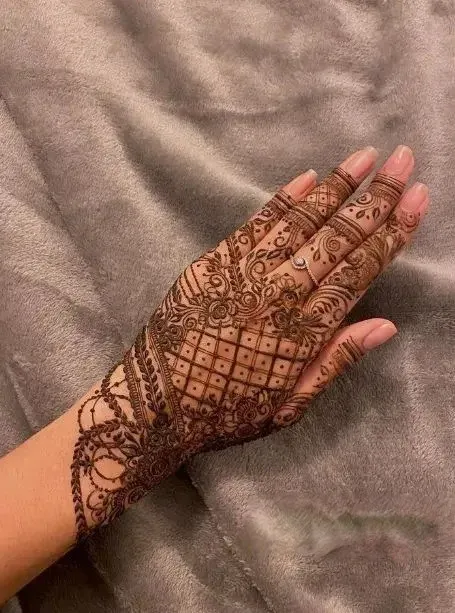 khafif mehndi designs