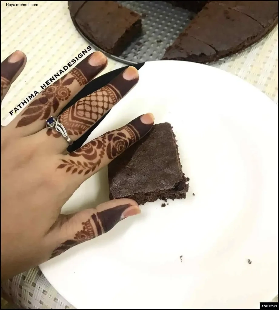 khafif mehndi designs