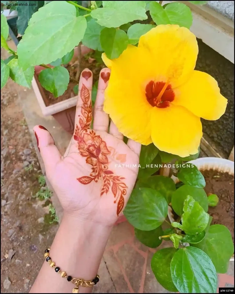 khafif mehndi designs