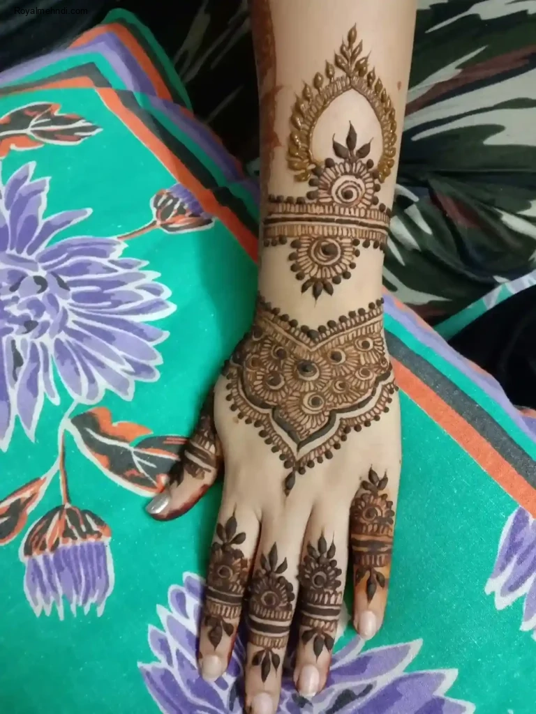 khafif mehndi designs