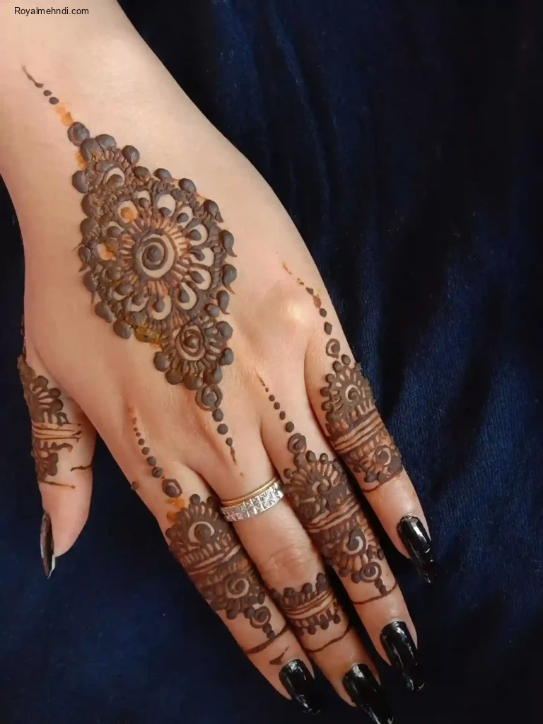 khafif mehndi designs