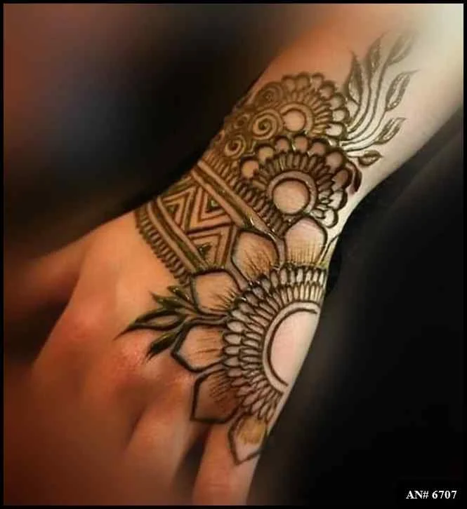 mehndi designs for girls