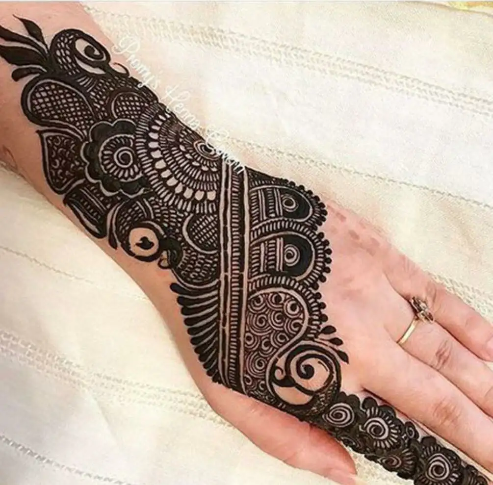 pakistani arabic mehndi design