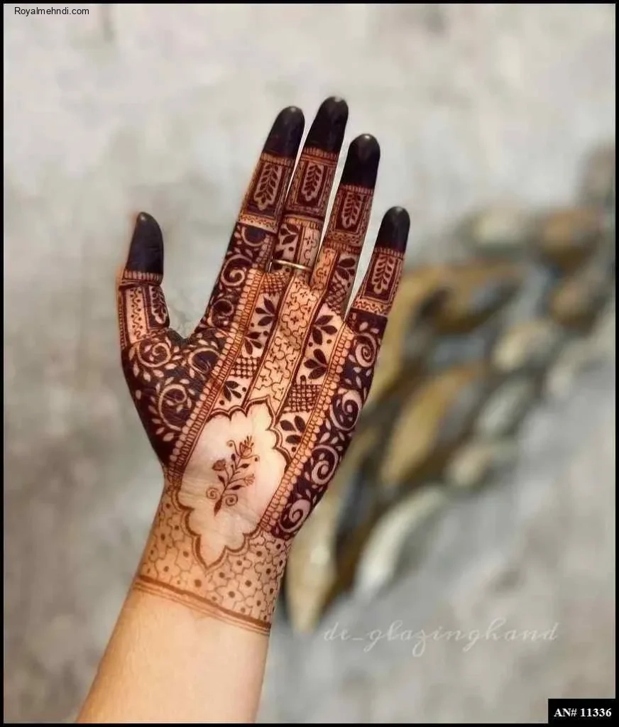 palm mehndi design