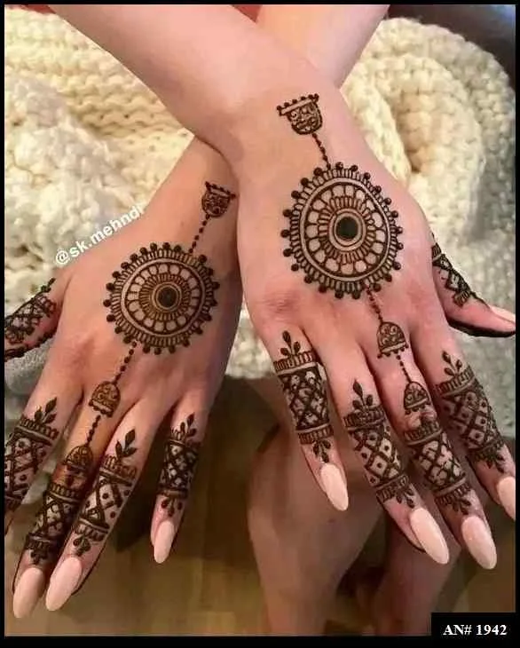 palm mehndi design