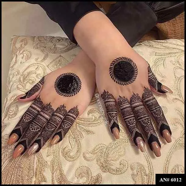 palm mehndi design