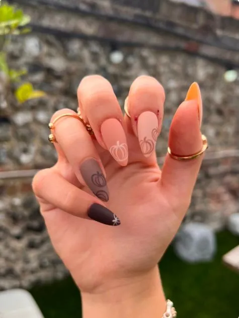 Halloween nail designs