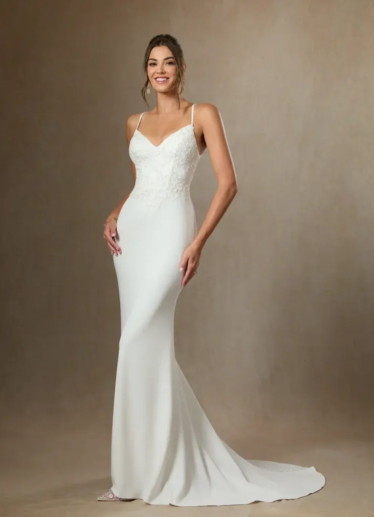 Diamond White Mermaid Lace Stretch Crepe Dress for a Chic Modern Style