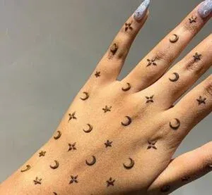 Moon Mehndi Design idea