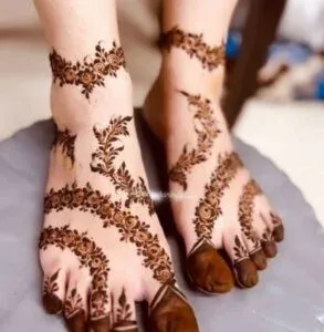 Leg Mehndi Design idea