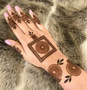 Square Mehndi Design idea
