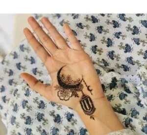 Moon Mehndi Design idea