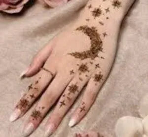 Moon Mehndi Design idea