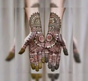 Moon Mehndi Design idea