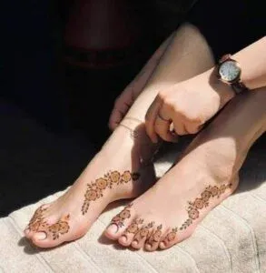 Leg Mehndi Design idea